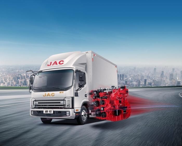 特價車、0利息、2000元油卡,江淮1卡超級會員日豪禮相送助創(chuàng)富