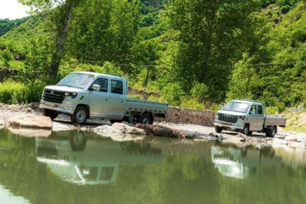 不止情侶檔，更有創富檔，長安凱程雙卡PLUS鉅惠“甜蜜暴擊”