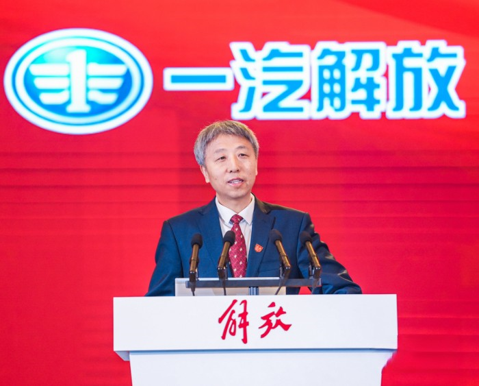 以25.7%的終端份額引領市場，以27.9萬輛確保“雙第一” 一汽解放亮劍2023！