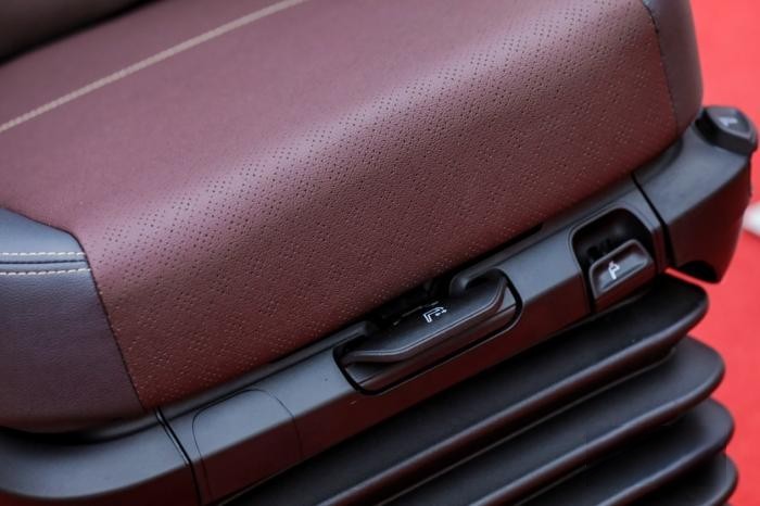 解放年會驚現格拉默座椅展區 其領先行業的品質有哪些秘密？