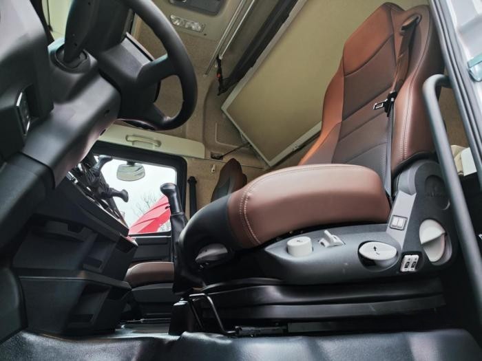 解放年會驚現格拉默座椅展區 其領先行業的品質有哪些秘密？