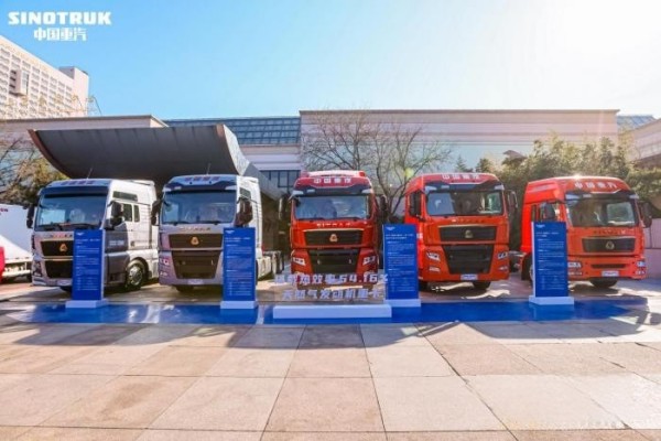 氣價(jià)再高也怕“利器” 汕德卡G7S 530燃?xì)廛嚒罢婀?jié)氣”!