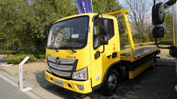 作為高端中輕卡行業領導者,歐航歐馬可持續推動科技創新及先行科技應用,并立足專用車作業場景、作業工況的需求,踐行“行業深度定制”的理念,不僅實現產品性能與運營價值的不斷躍升,更構建了全新的專用車產品解決方案。