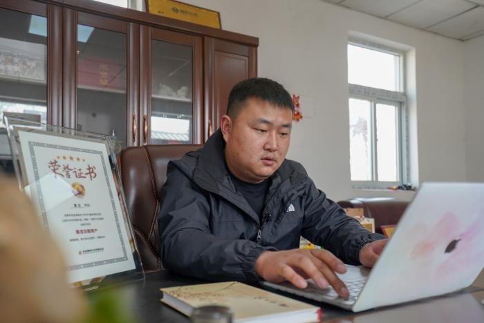 200萬公里有多遠?對董總來說,是他和乘龍的6年