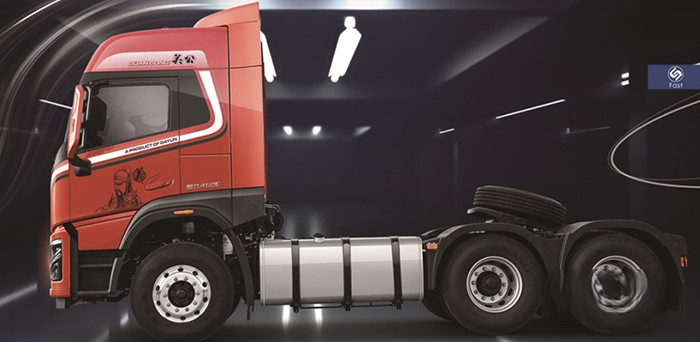 硬核闖關,這款大運重卡助力卡友一路穩盈