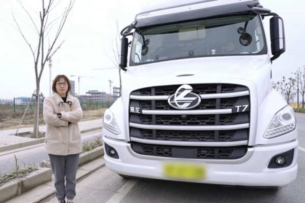 讓卡姐工作、生活質量實現雙重提升!乘龍T7旅行家斬獲“卡姐鐘愛”大獎