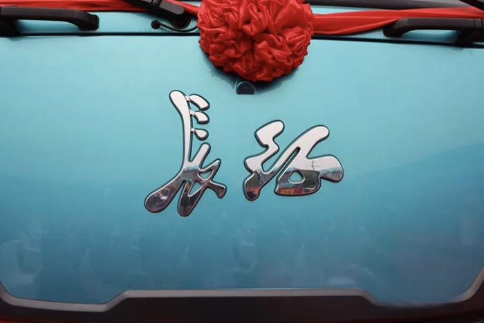 90輛新能源重卡交付成都，長征汽車實現(xiàn)西南市場新突破