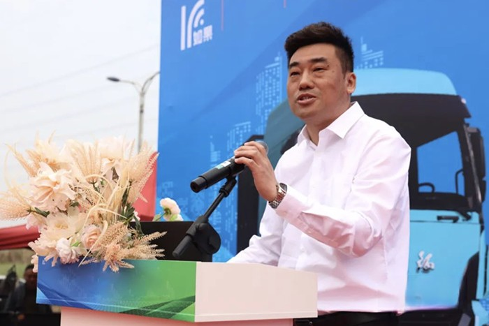 90輛新能源重卡交付成都，長征汽車實現(xiàn)西南市場新突破