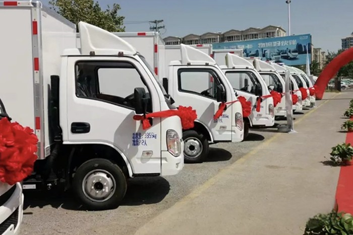 原力覺醒(品牌力+產品力+服務力)上汽輕卡誠贏未來