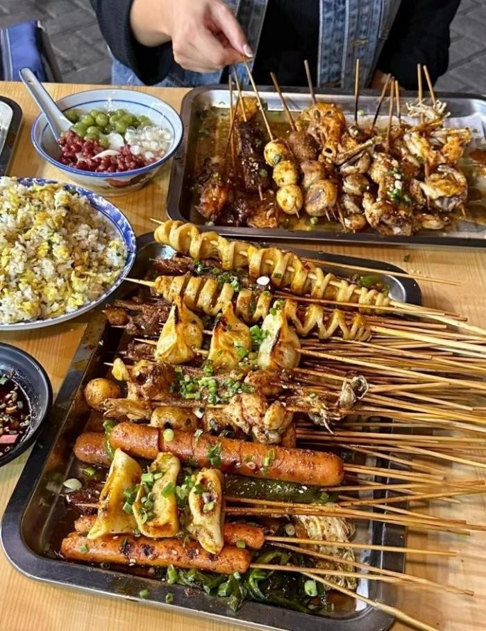 新長安睿行M60強力加持,“燒烤一哥”的生意更紅火了