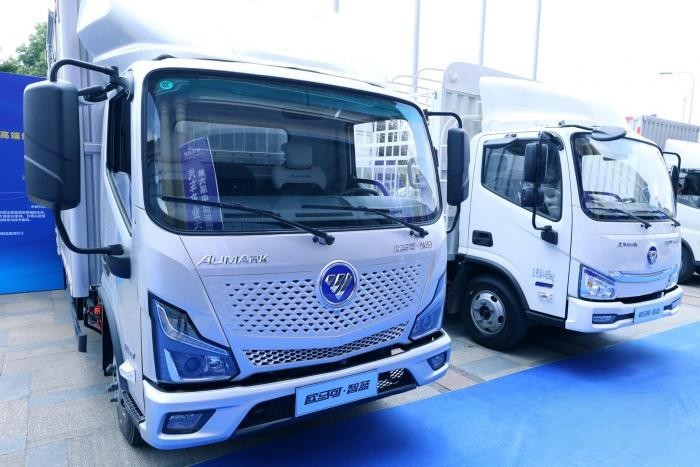 新能源城配首選,歐馬可智藍榮獲“金熊貓”年度銷量車TOP獎!