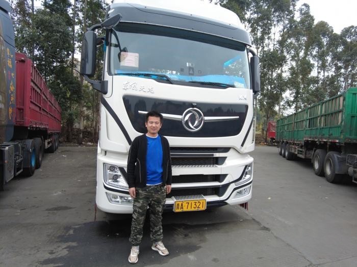 人生中的第一輛車 冶軍選擇了東風天龍KX600為伴