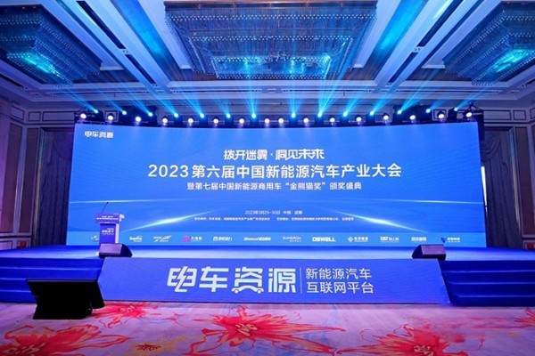 榮耀加冕，實力彰顯！北奔重卡又又又獲獎了！