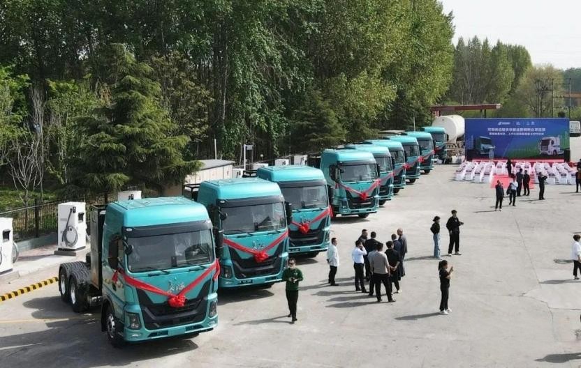 進入2023年，如果科技旗下長征汽車新能源重卡先后在唐山、保定、天津、成都、青島等地批量交付，實現開門紅。