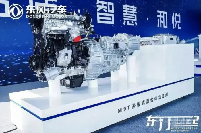 愛了愛了！快來圍觀東風科技創新周上的超燃輕卡