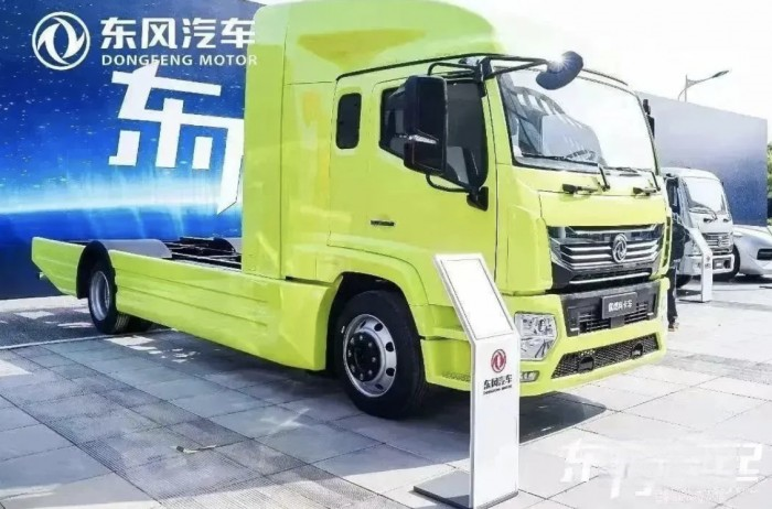 愛了愛了！快來圍觀東風科技創新周上的超燃輕卡