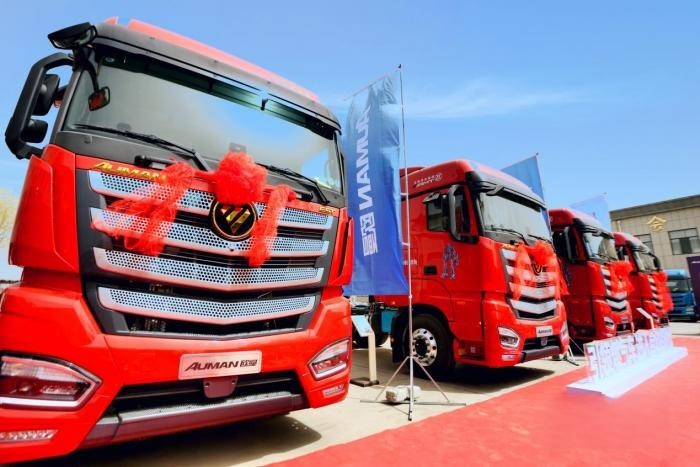 歐曼新EST LNG 15L榆林上市:引領(lǐng)天然氣重卡進(jìn)入大馬力自動(dòng)擋時(shí)代