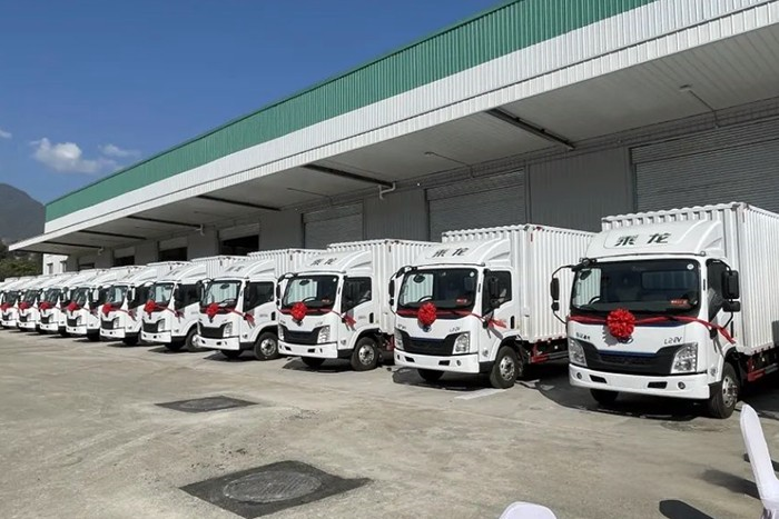 共建西昌綠色智慧物流體系,乘龍L2新能源輕卡批量交付