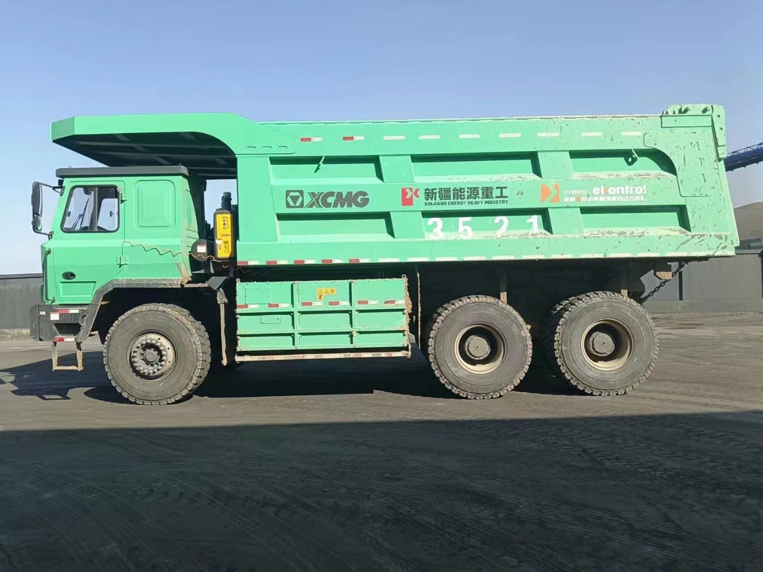 批量混動礦卡再入疆,微宏助力“綠色礦山”