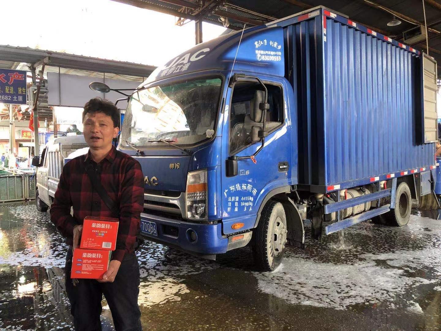 水產(chǎn)運(yùn)輸搶時間,江淮1卡帥鈴為什么讓他覺得踏實?