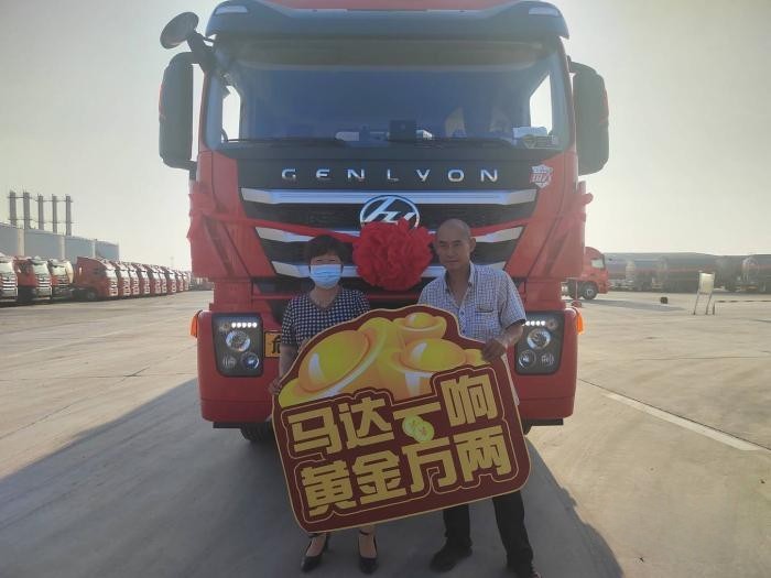 臨“危”不懼,紅巖杰獅C6-M PLUS牽引車伴您安全前行