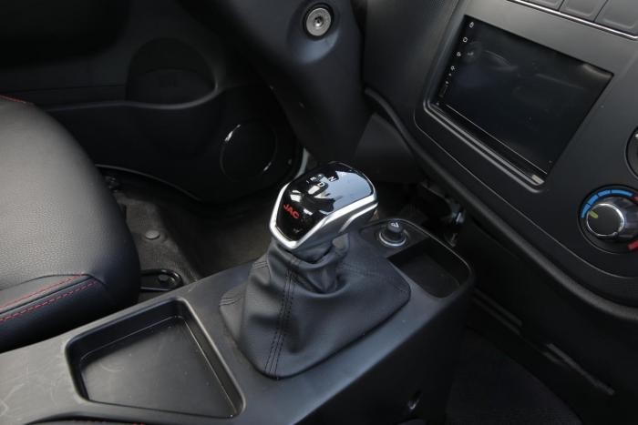 女性福音 小巧靈活的江淮1卡愷達X5出高端自動擋啦!