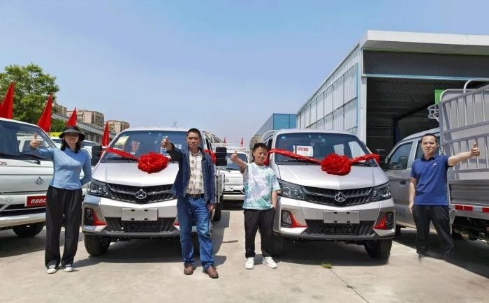 人氣火爆，持續熱銷！長安跨越王X7強勢引爆高端小輕卡市場！