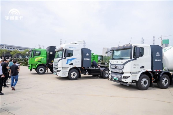 踐行“用戶共創(chuàng)” 宇通重卡全系新品共創(chuàng)大會在鄭舉行