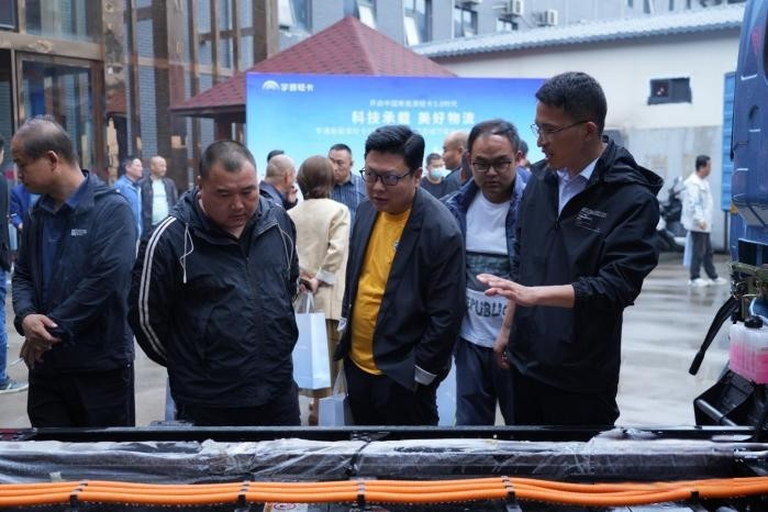 歷史擁抱科技進步 綠色成就全新發展 宇通新能源輕卡T系列產品西安上市