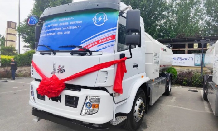 獲行業(yè)用戶認(rèn)可 長(zhǎng)征汽車亮相石家莊產(chǎn)需對(duì)接會(huì)！