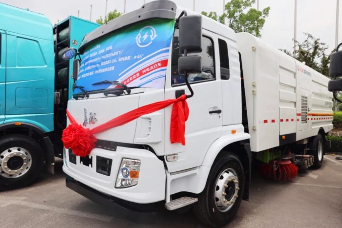 獲行業(yè)用戶認(rèn)可 長(zhǎng)征汽車亮相石家莊產(chǎn)需對(duì)接會(huì)！