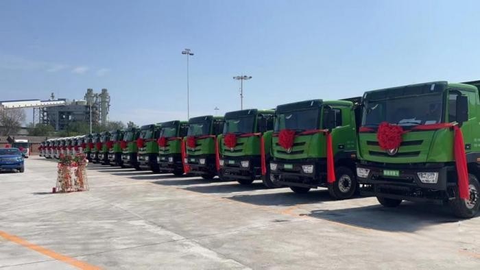 踐行雙碳 綠色升級(jí)!45臺(tái)歐曼智藍(lán)交付張宣科技 賦能鋼廠零碳運(yùn)輸