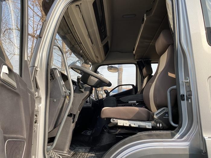 解放青汽JK6 4×2 320馬力大單橋載貨!一身“掙”能量太讓人心動了!