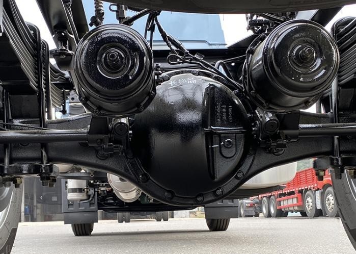 解放青汽JK6 4×2 320馬力大單橋載貨!一身“掙”能量太讓人心動了!