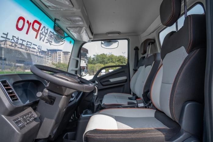 奧鈴Pro首席體驗官:想讓更多卡友和我一樣開上好車