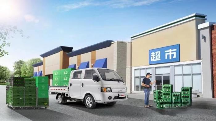 啤酒熱銷，超市老板開江淮1卡愷達化身“外賣員”！