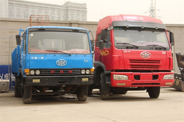 第三代、第五代解放卡車