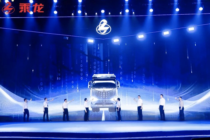 東風柳汽乘龍+玉柴機器全新機型重磅推出！