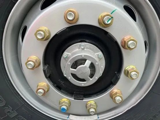重磅！康邁免維護輪端成為中國中高端重卡的標配