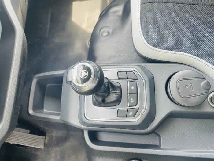 深度解讀行業首款AMT自動擋+獨立懸掛輕卡-歐馬可X pro