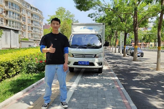 從送外賣到送貨物，王俊熹選擇與祥菱M2并肩奮斗