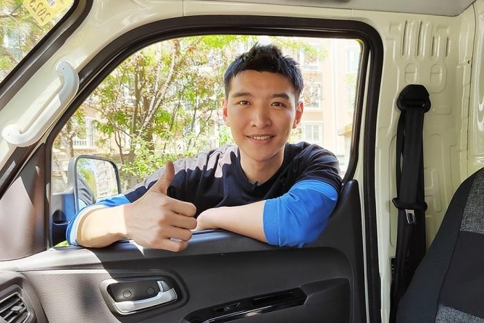 從送外賣到送貨物，王俊熹選擇與祥菱M2并肩奮斗