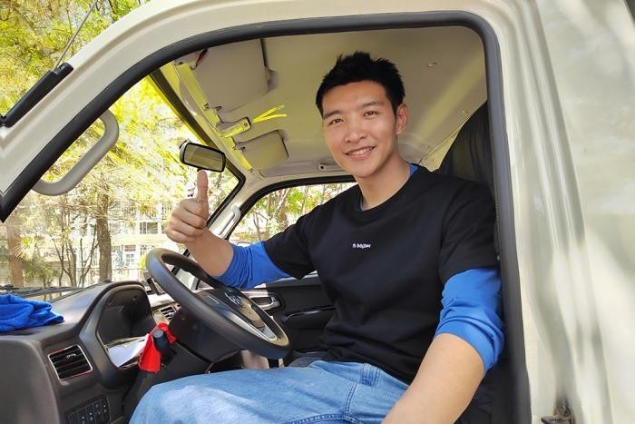 從送外賣到送貨物，王俊熹選擇與祥菱M2并肩奮斗