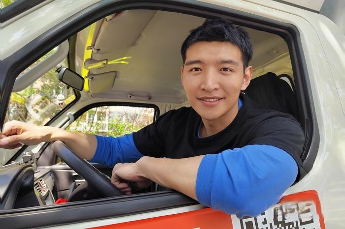 從送外賣到送貨物，王俊熹選擇與祥菱M2并肩奮斗