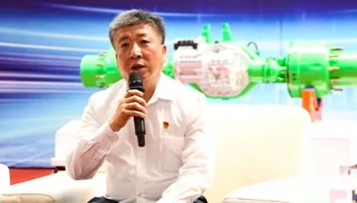 轉(zhuǎn)型再封神！解放中型電驅(qū)橋給出的完美答案