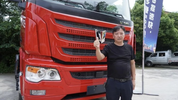 聯(lián)合C9登陸貴州 收獲訂單60臺!卡二代白領(lǐng)計(jì)劃收獲用戶點(diǎn)贊