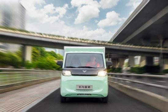 末端城配車怎么選？北汽雷馳新能源MINI卡好看又好開