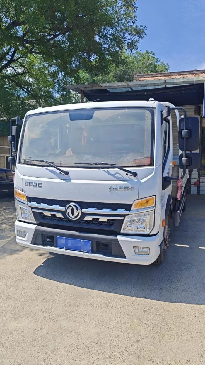 卡友兄弟說 家人作伴、朋友相隨,這樣的幸福與東風(fēng)多利卡超能有關(guān)