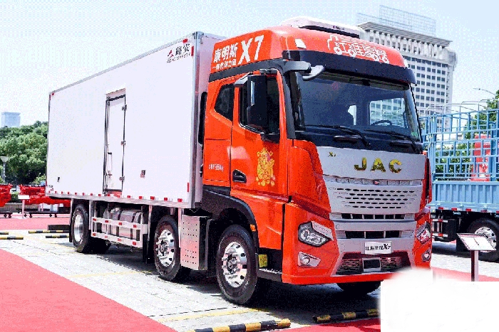 康邁參與江淮星耀X7新品發布會 助力高效干線物流