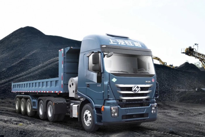 紅巖杰獅C6 LNG牽引車&上汽V13天然氣發動機